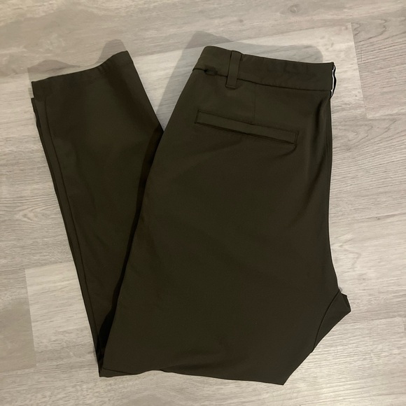 Lululemon Commission Pant - Picture 1 of 6